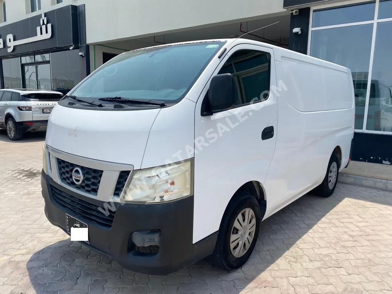 Nissan  Navara  2016  Manual  125,000 Km  4 Cylinder  Rear Wheel Drive (RWD)  Pick Up  White