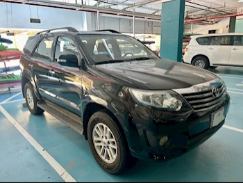 Toyota  Fortuner  SR5  2015  Automatic  110,000 Km  6 Cylinder  Four Wheel Drive (4WD)  SUV  Black