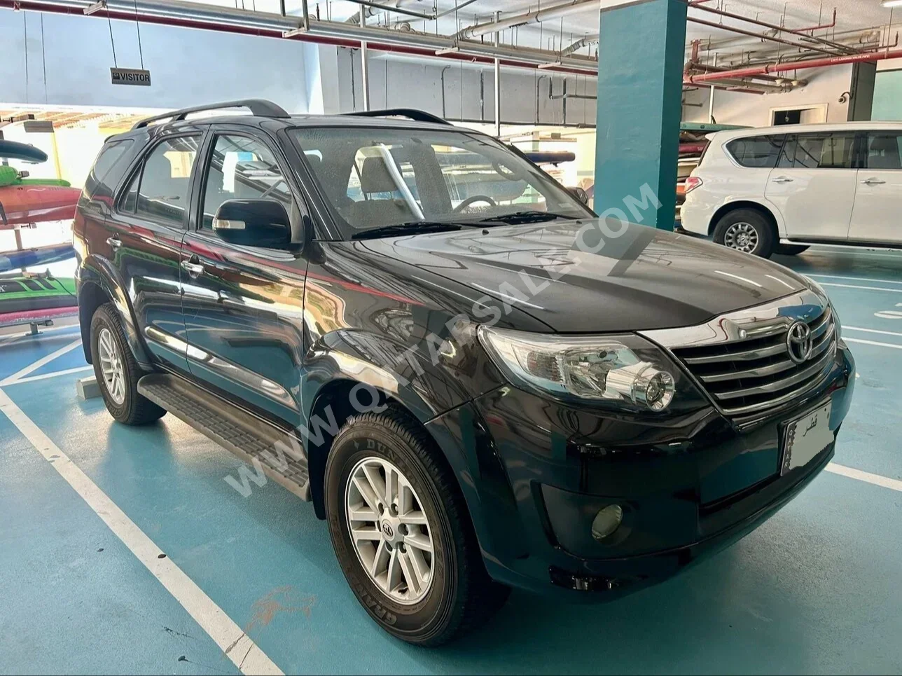 Toyota  Fortuner  SR5  2015  Automatic  110,000 Km  6 Cylinder  Four Wheel Drive (4WD)  SUV  Black