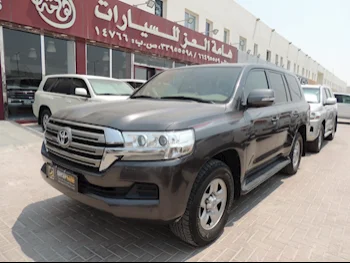 Toyota  Land Cruiser  GXR  2021  Automatic  90,600 Km  6 Cylinder  Four Wheel Drive (4WD)  SUV  Gray