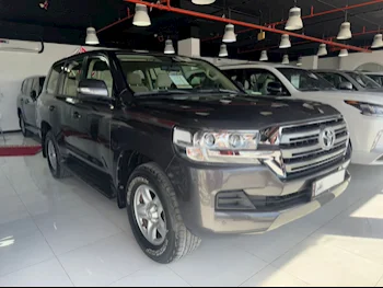  Toyota  Land Cruiser  GXR  2021  Automatic  90,600 Km  6 Cylinder  Four Wheel Drive (4WD)  SUV  Gray  With Warranty