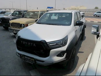 Toyota  Hilux  GR Sport  2024  Automatic  0 Km  6 Cylinder  Four Wheel Drive (4WD)  Pick Up  Pearl  With Warranty