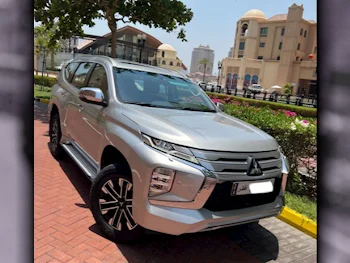 Mitsubishi  Pajero  Montero Sport  2021  Automatic  56,000 Km  6 Cylinder  Four Wheel Drive (4WD)  SUV  Silver