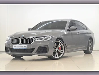 BMW  5-Series  540i  2020  Automatic  61,000 Km  6 Cylinder  Rear Wheel Drive (RWD)  Sedan  Gray  With Warranty