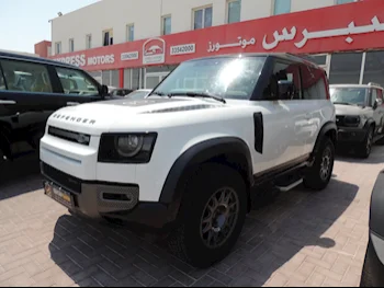 Land Rover  Defender  90  2023  Automatic  45,000 Km  4 Cylinder  Four Wheel Drive (4WD)  SUV  White  With Warranty