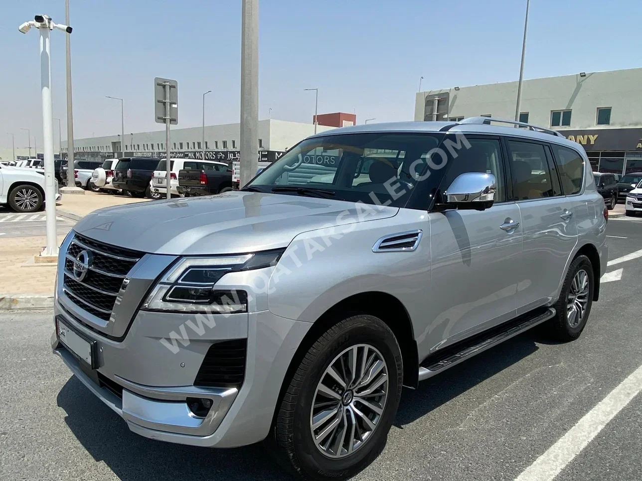 Nissan  Patrol  Platinum  2021  Automatic  94,000 Km  8 Cylinder  Four Wheel Drive (4WD)  SUV  Silver