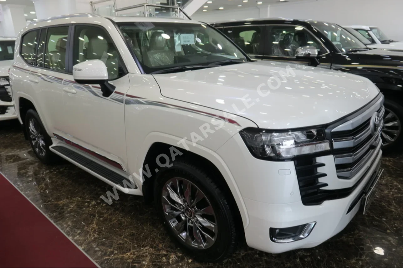 Toyota  Land Cruiser  GXR Twin Turbo  2024  Automatic  0 Km  6 Cylinder  Four Wheel Drive (4WD)  SUV  White  With Warranty