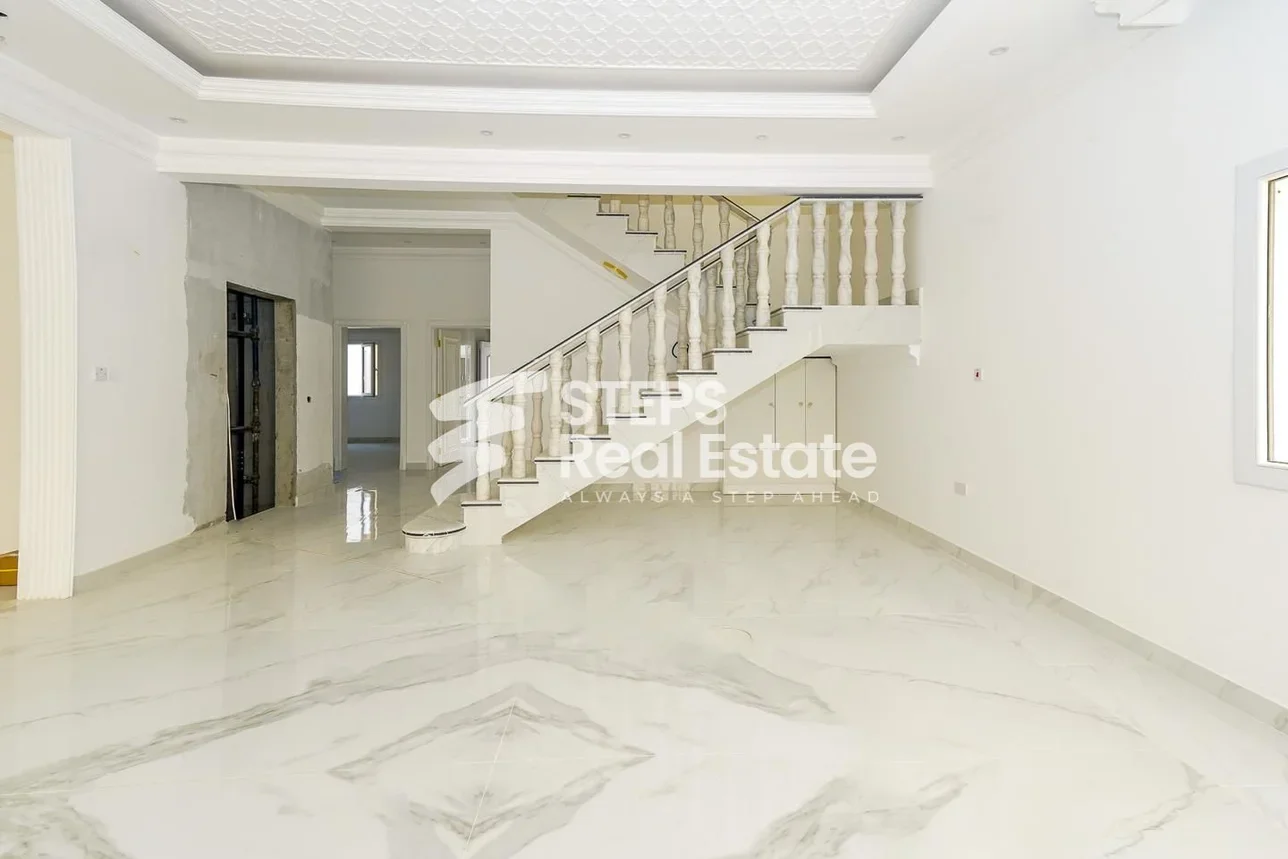 Family Residential  - Not Furnished  - Al Daayen  - Al Khisah  - 7 Bedrooms