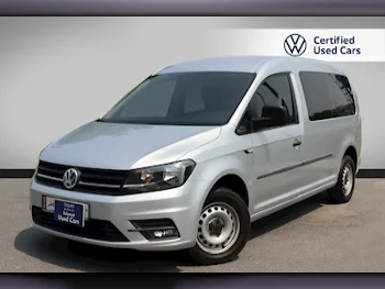 Volkswagen  Caddy  2016  Manual  166,400 Km  4 Cylinder  Front Wheel Drive (FWD)  Van / Bus  Silver