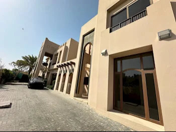 Family Residential  - Semi Furnished  - Doha  - The Pearl  - 4 Bedrooms