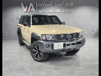 Nissan  Patrol  Super Safari  2023  Automatic  14٬800 Km  6 Cylinder  Four Wheel Drive (4WD)  SUV  Beige  With Warranty