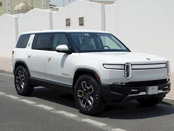 Rivian  R1 S  2023  Automatic  3,000 Km  0 Cylinder  Four Wheel Drive (4WD)  SUV  White