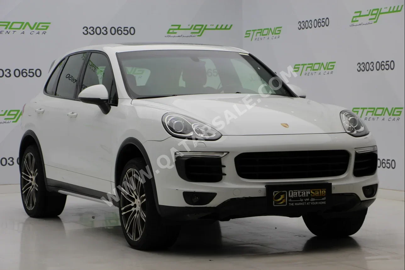 Porsche  Cayenne  S  2015  Automatic  185,000 Km  6 Cylinder  Four Wheel Drive (4WD)  SUV  White