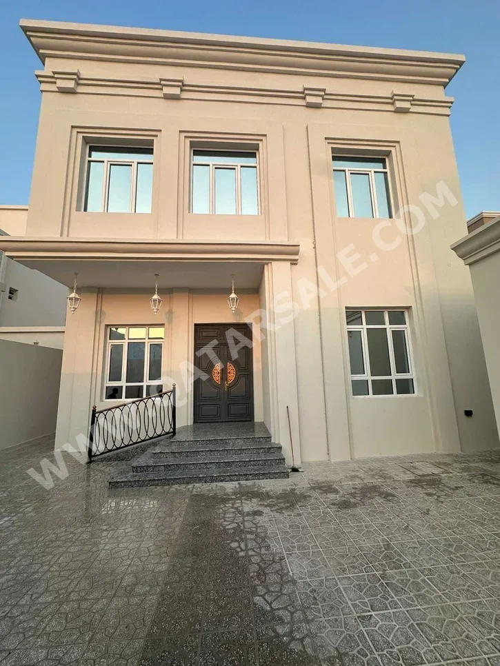 Family Residential  - Not Furnished  - Al Daayen  - Umm Qarn  - 7 Bedrooms