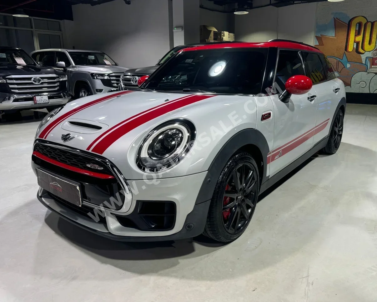 Mini  Cooper  Clubman JCW  2018  Automatic  45,000 Km  4 Cylinder  Front Wheel Drive (FWD)  Hatchback  Silver