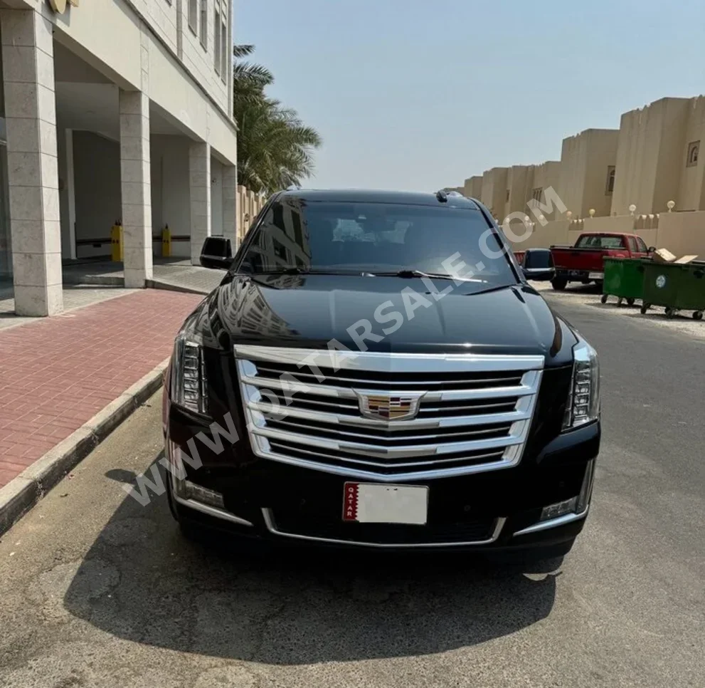 Cadillac  Escalade  Platinum  2017  Automatic  91,500 Km  8 Cylinder  Four Wheel Drive (4WD)  SUV  Black