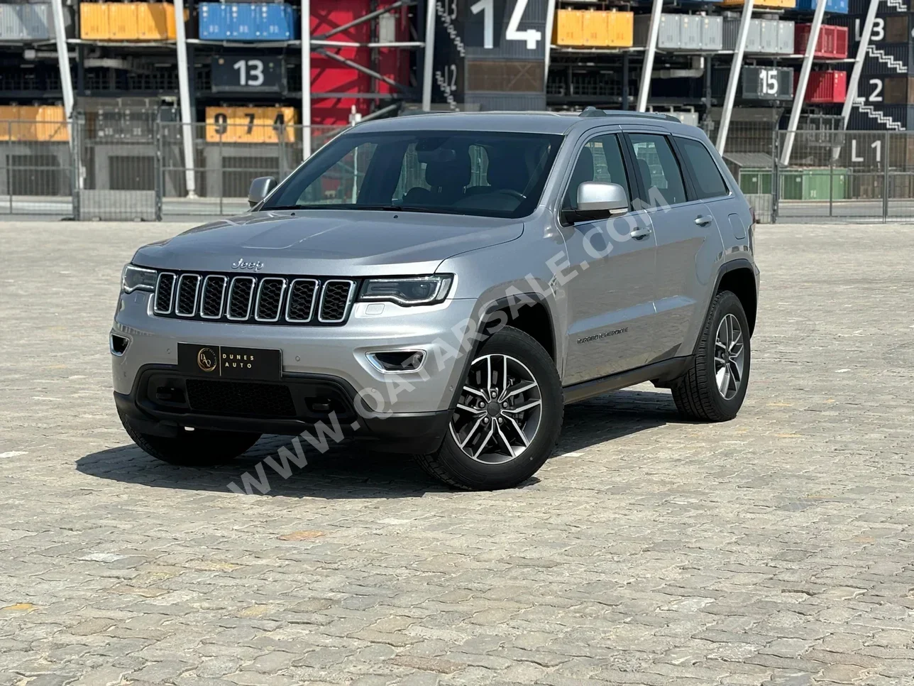 Jeep  Grand Cherokee  Laredo  2021  Automatic  79,000 Km  6 Cylinder  Four Wheel Drive (4WD)  SUV  Silver  With Warranty