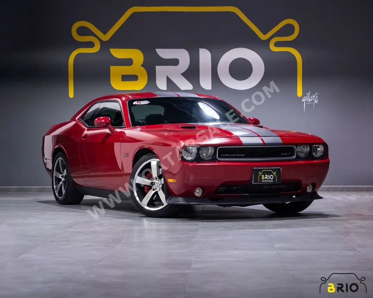 Dodge  Challenger  SRT-8  2013  Manual  94,000 Km  8 Cylinder  All Wheel Drive (AWD)  Coupe / Sport  Red