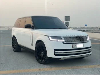 Land Rover  Range Rover  Vogue Autobiography SV  2014  Automatic  224,000 Km  8 Cylinder  All Wheel Drive (AWD)  SUV  White