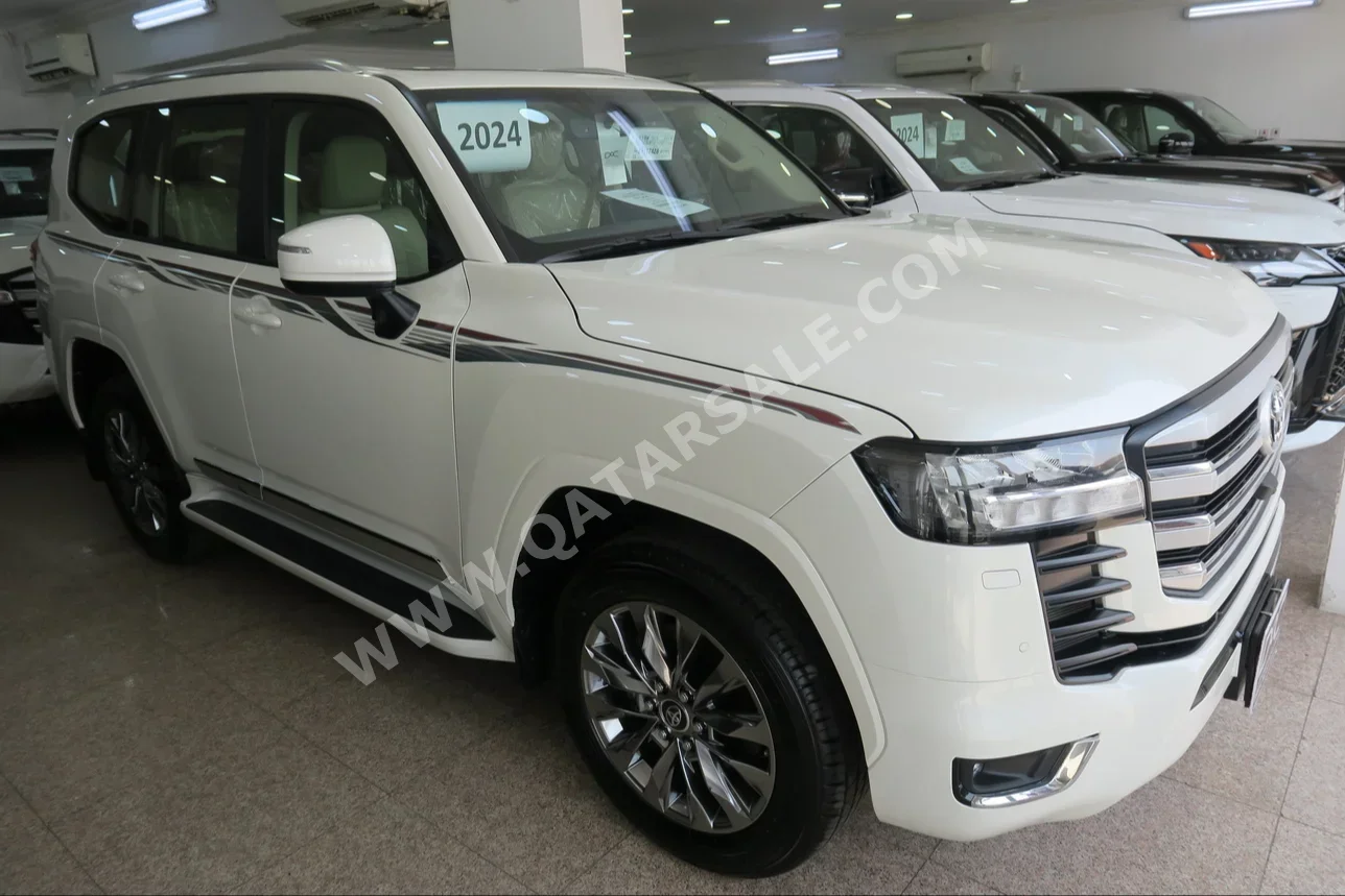 Toyota  Land Cruiser  GXR Twin Turbo  2024  Automatic  0 Km  6 Cylinder  Four Wheel Drive (4WD)  SUV  White  With Warranty