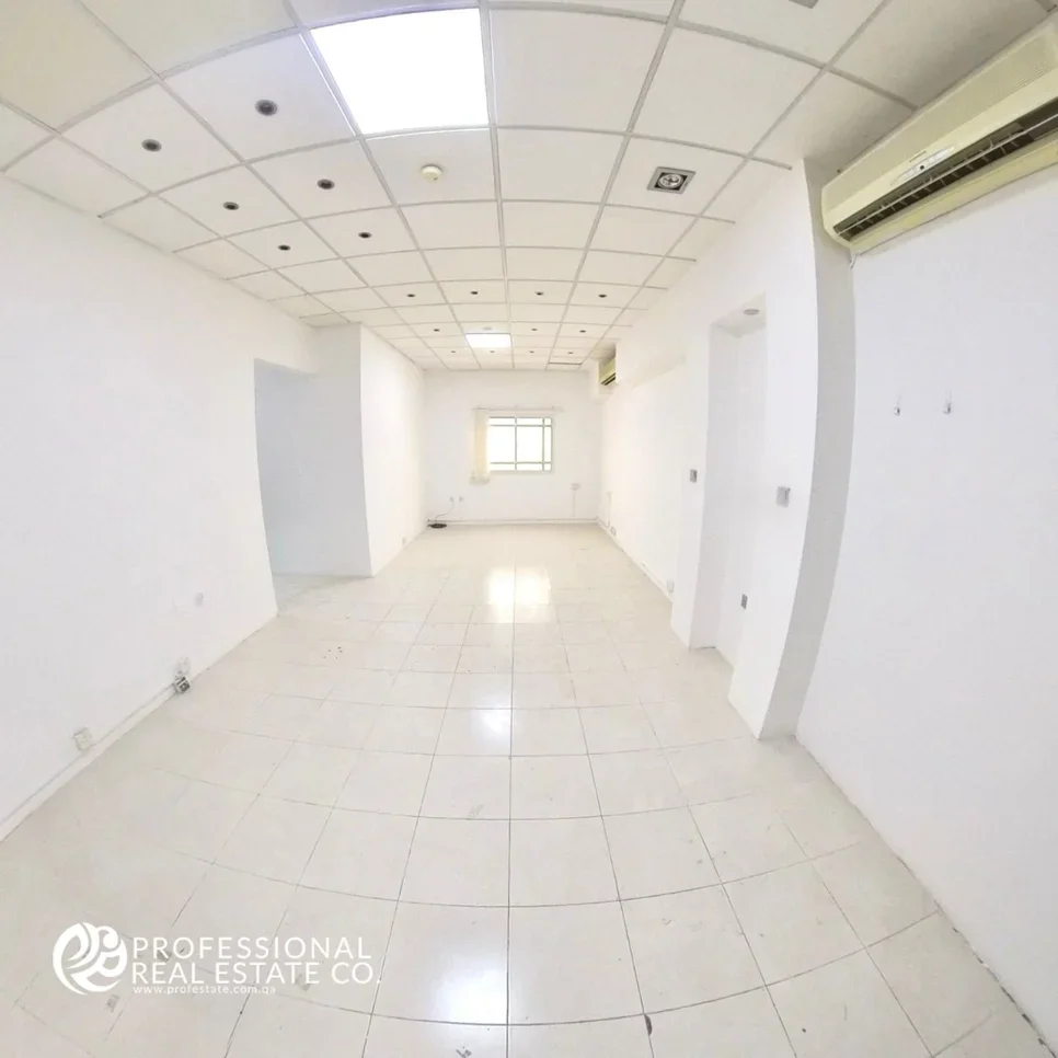 Commercial Offices - Not Furnished  - Doha  - Al Sadd