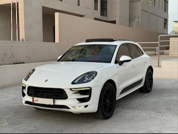 Porsche  Macan  GTS  2017  Automatic  87,000 Km  6 Cylinder  Four Wheel Drive (4WD)  SUV  White