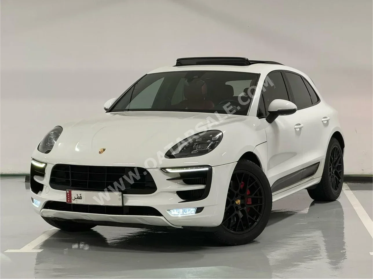 Porsche  Macan  GTS  2017  Automatic  87,000 Km  6 Cylinder  Four Wheel Drive (4WD)  SUV  White