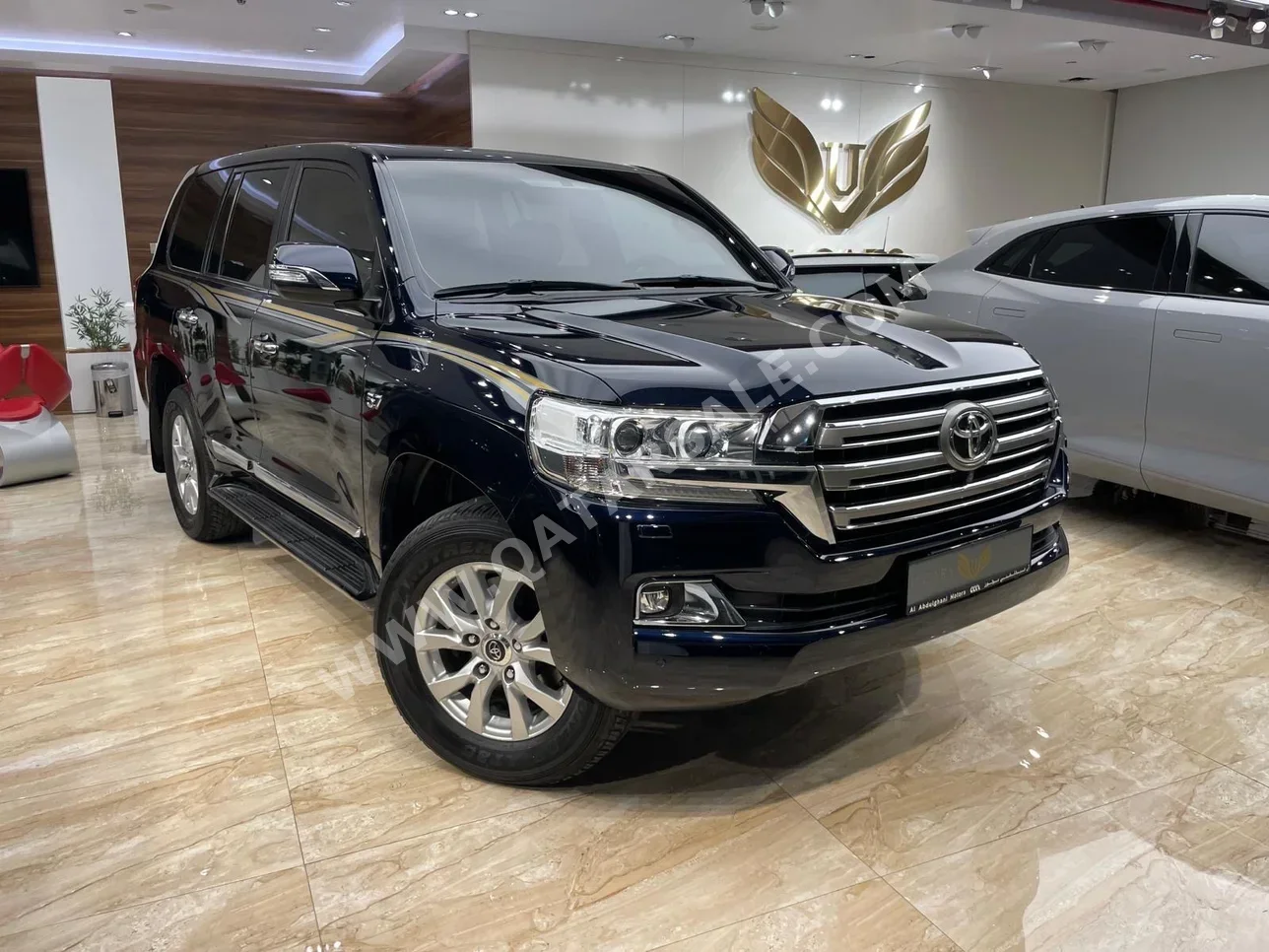 Toyota  Land Cruiser  VXR  2017  Automatic  124,000 Km  8 Cylinder  Four Wheel Drive (4WD)  SUV  Dark Blue