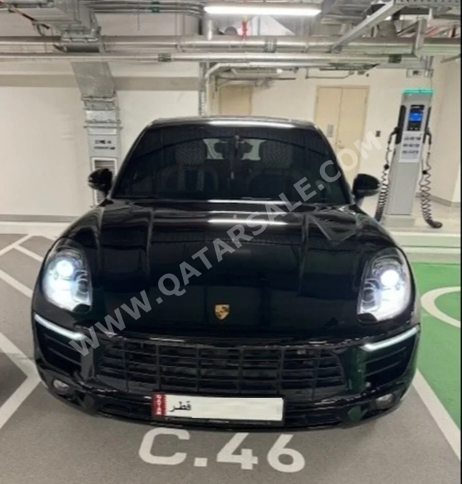 Porsche  Macan  2018  Tiptronic  53,000 Km  4 Cylinder  Four Wheel Drive (4WD)  SUV  Black  With Warranty