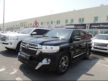 Toyota  Land Cruiser  VXR  2020  Automatic  235,000 Km  8 Cylinder  Four Wheel Drive (4WD)  SUV  Black