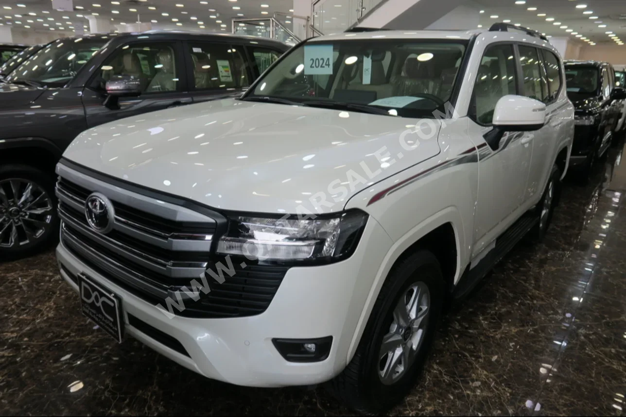 Toyota  Land Cruiser  GXR  2024  Automatic  0 Km  6 Cylinder  Four Wheel Drive (4WD)  SUV  White  With Warranty