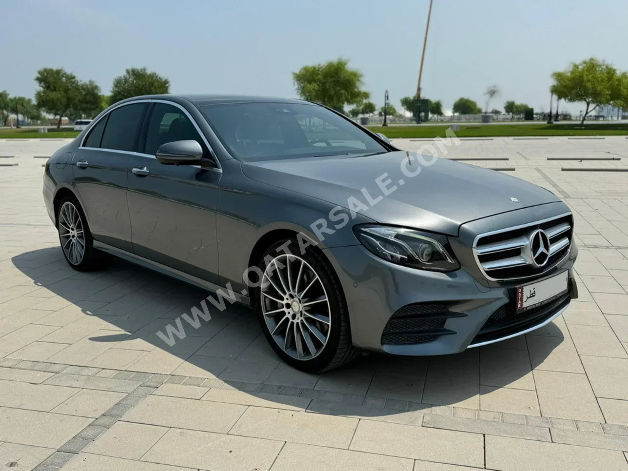 Mercedes-Benz  E-Class  400  2017  Automatic  65,000 Km  6 Cylinder  Rear Wheel Drive (RWD)  Sedan  Gray