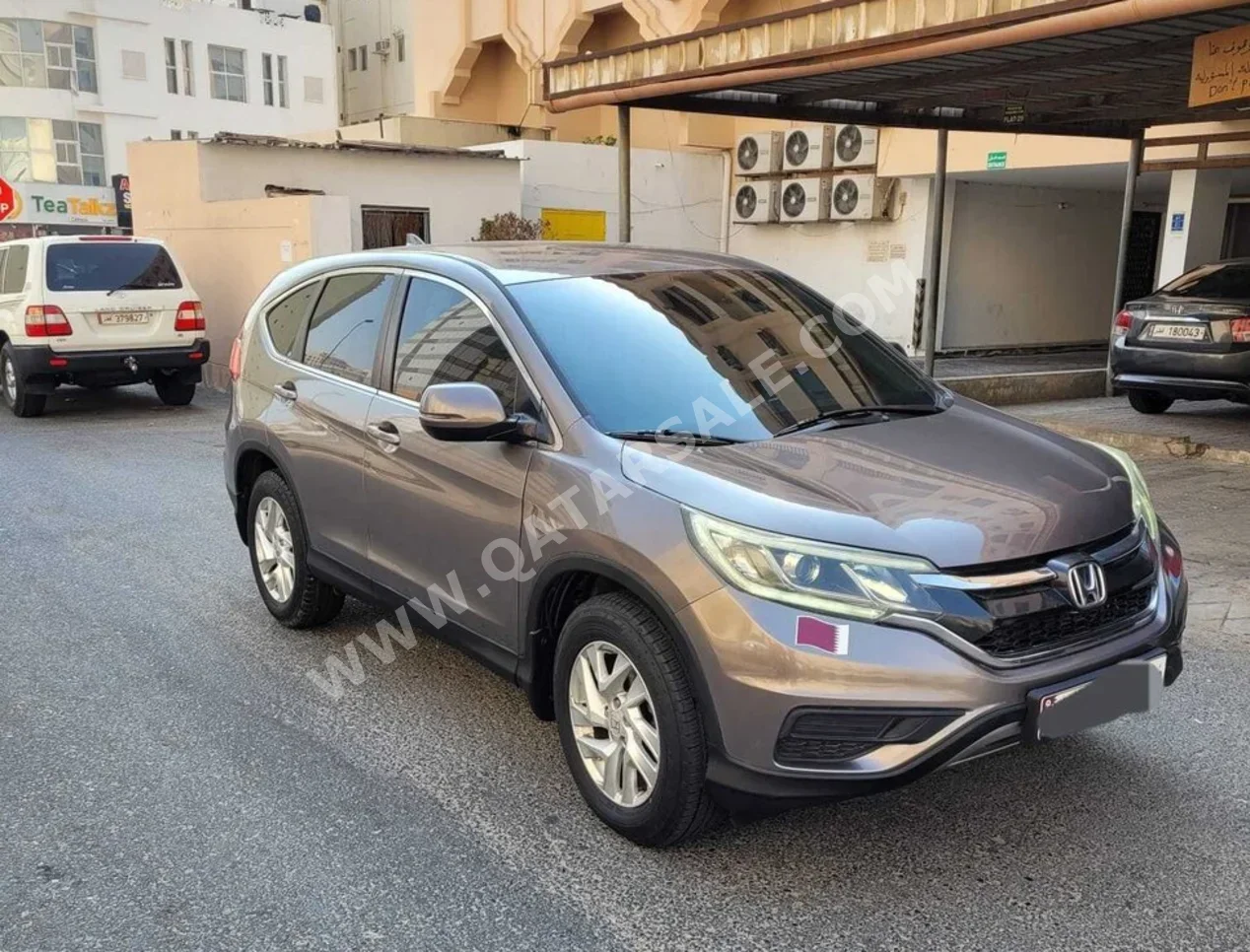 Honda  CRV  Touring  2016  Automatic  187,000 Km  4 Cylinder  All Wheel Drive (AWD)  SUV  Brown