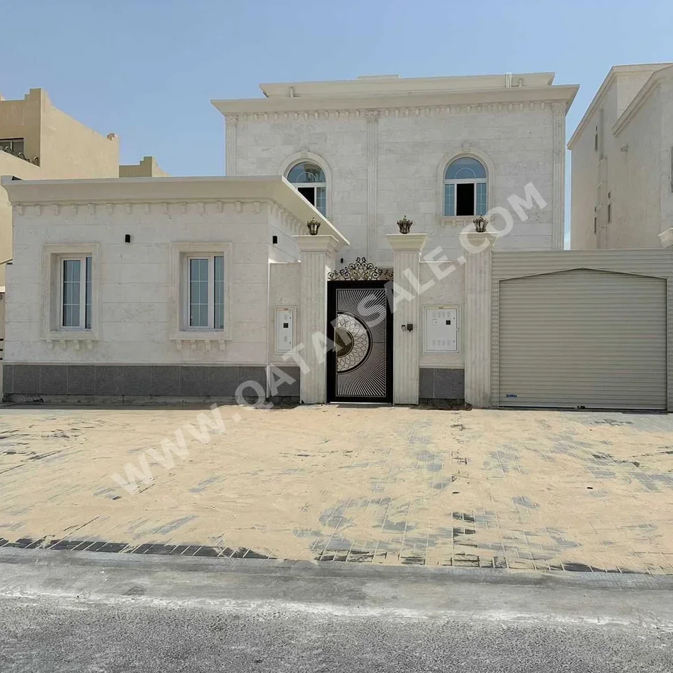 Family Residential  - Not Furnished  - Al Daayen  - Al Khisah  - 8 Bedrooms