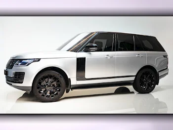 Land Rover  Range Rover  Vogue Super charged  2019  Automatic  99٬000 Km  8 Cylinder  Four Wheel Drive (4WD)  SUV  Silver