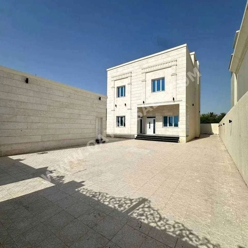 Family Residential  - Not Furnished  - Al Daayen  - Umm Qarn  - 7 Bedrooms