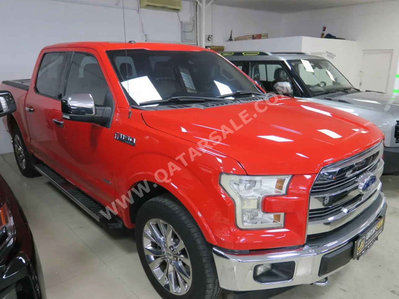 Ford  F  150  2017  Automatic  164,000 Km  8 Cylinder  Four Wheel Drive (4WD)  Pick Up  Red