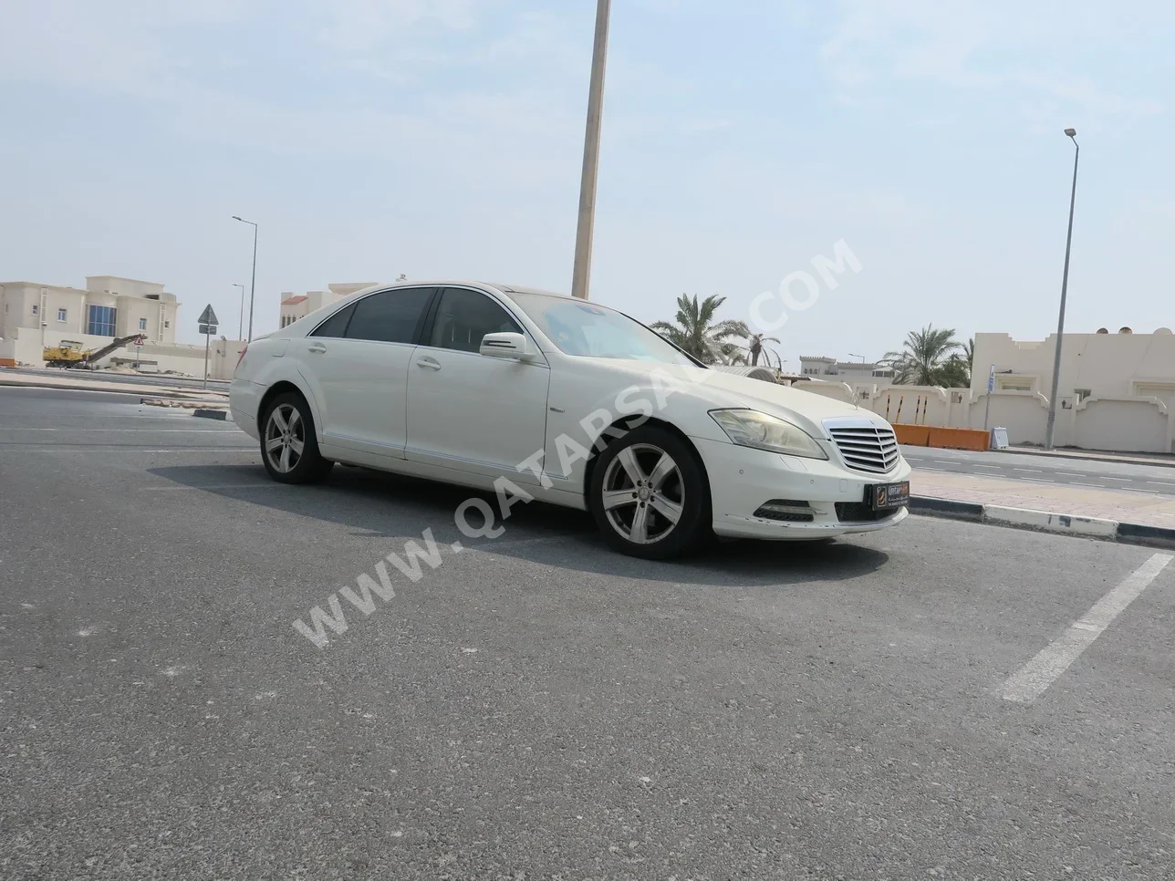 Mercedes-Benz  S-Class  350  2012  Automatic  88,000 Km  6 Cylinder  Rear Wheel Drive (RWD)  Sedan  White