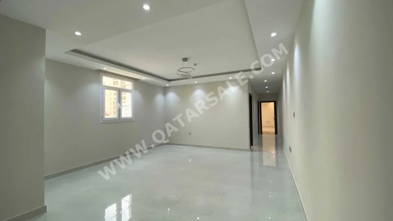 2 Bedrooms  Apartment  For Rent  in Doha -  Fereej Abdul Aziz  Not Furnished