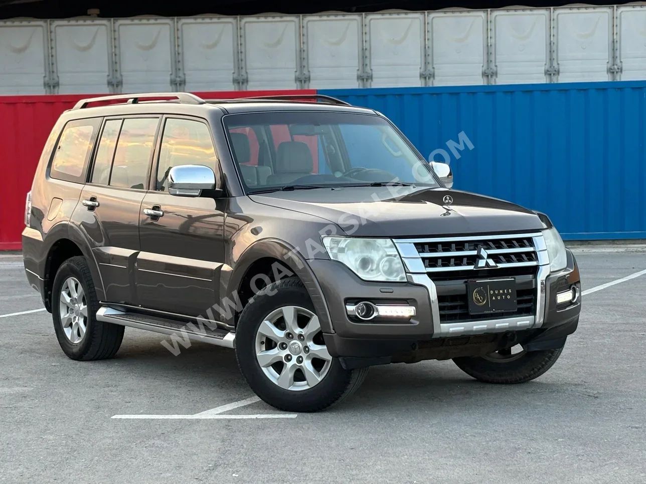 Mitsubishi  Pajero  3.5  2015  Automatic  105,000 Km  6 Cylinder  Four Wheel Drive (4WD)  SUV  Brown