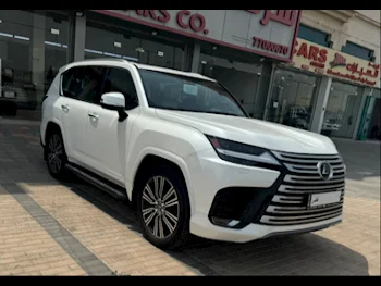 Lexus  LX  600 Luxury  2024  Automatic  8,000 Km  6 Cylinder  Four Wheel Drive (4WD)  SUV  White  With Warranty