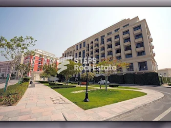 1 Bedrooms  Apartment  in Doha -  The Pearl  Semi Furnished