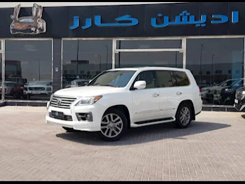 Lexus  LX  570  2012  Automatic  365,000 Km  8 Cylinder  Four Wheel Drive (4WD)  SUV  White