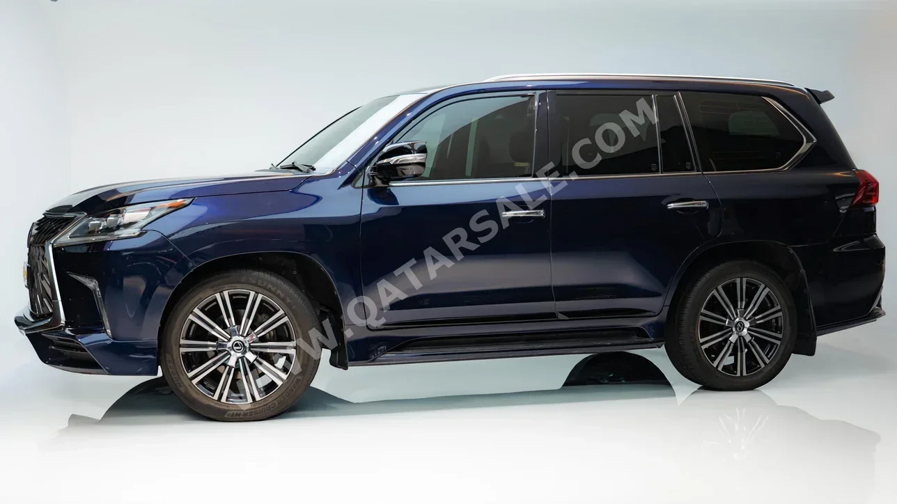 Lexus  LX  570  2018  Automatic  140٬000 Km  8 Cylinder  Four Wheel Drive (4WD)  SUV  Blue