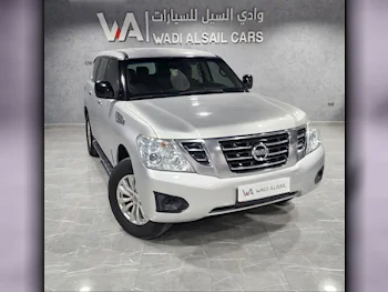 Nissan  Patrol  SE  2016  Automatic  180٬000 Km  8 Cylinder  Four Wheel Drive (4WD)  SUV  Silver