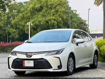 Toyota  Corolla  XLI  2020  Automatic  114,000 Km  4 Cylinder  Front Wheel Drive (FWD)  Sedan  White