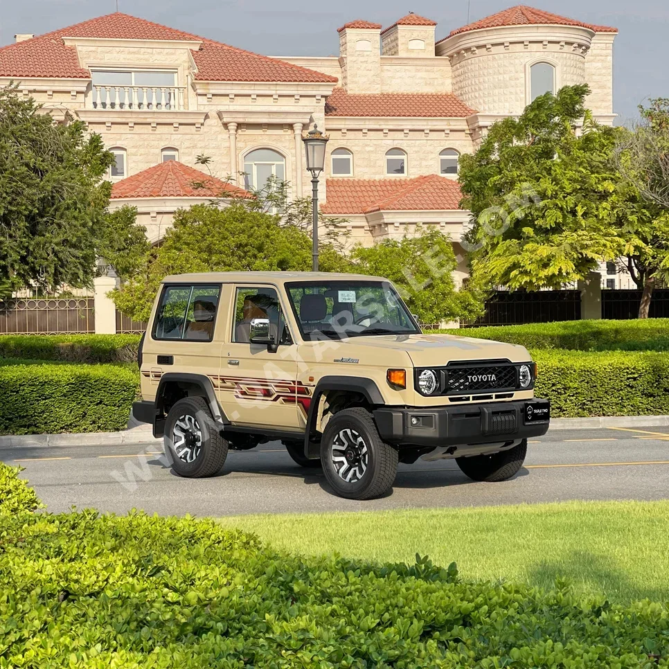 Toyota  Land Cruiser  Hard Top  2024  Automatic  0 Km  6 Cylinder  Four Wheel Drive (4WD)  SUV  Beige  With Warranty