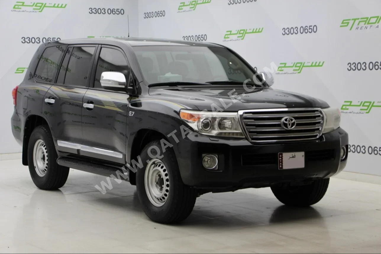 Toyota  Land Cruiser  GXR  2013  Automatic  268,000 Km  8 Cylinder  Four Wheel Drive (4WD)  SUV  Black