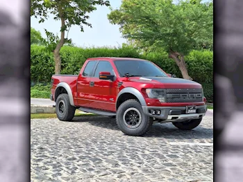 Ford  F  150 Raptor  2014  Automatic  126,000 Km  8 Cylinder  Four Wheel Drive (4WD)  Pick Up  Maroon