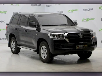 Toyota  Land Cruiser  G  2016  Manual  192,000 Km  6 Cylinder  Four Wheel Drive (4WD)  SUV  Black